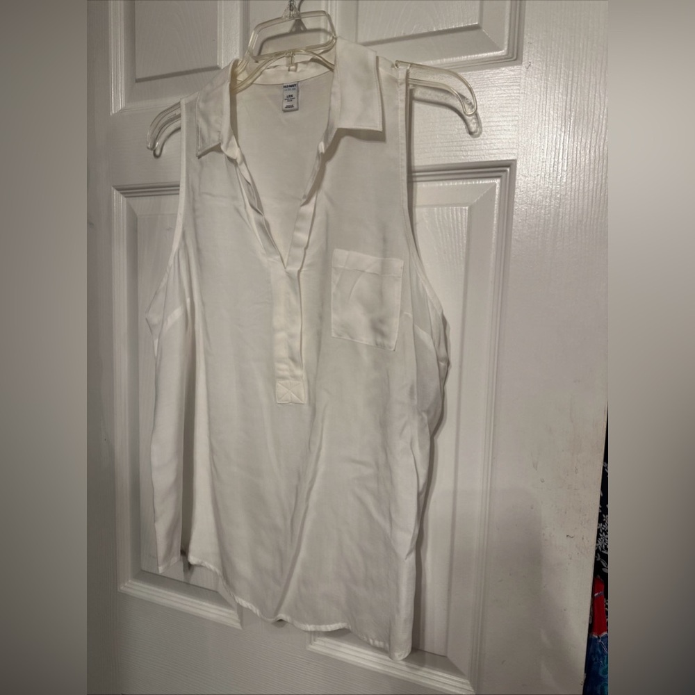 Old Navy Women’s Size Large L Tank Top Pullover Sleeveless White Shirt Rayon